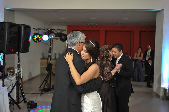 San Salvador Wedding Alejandro + Regina