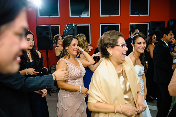 San Salvador Wedding Alejandro + Regina