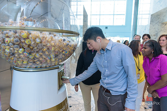 Soho_Exp_Citi_Gumball_Machine_Activation_5-9-2018-188
