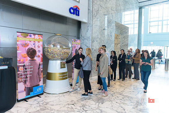 Soho_Exp_Citi_Gumball_Machine_Activation_5-9-2018-165
