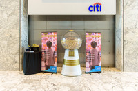 Soho_Exp_Citi_Gumball_Machine_Activation_5-9-2018-007