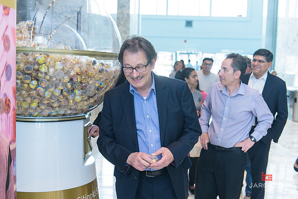 Soho_Exp_Citi_Gumball_Machine_Activation_5-9-2018-170