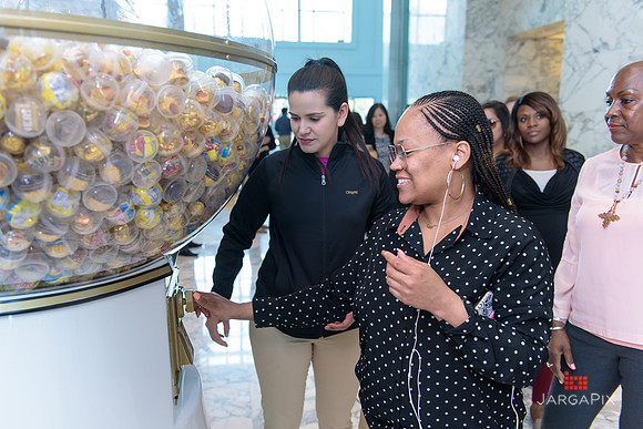 Soho_Exp_Citi_Gumball_Machine_Activation_5-9-2018-156