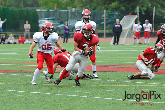 CP_Football_2010_vs_NH-113