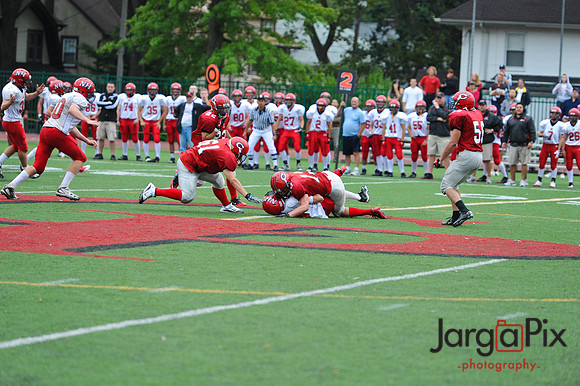 CP_Football_2010_vs_NH-083