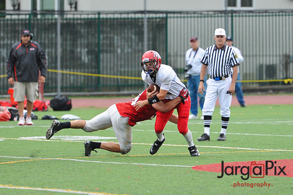 CP_Football_2010_vs_NH-061