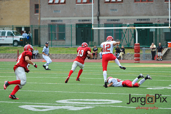 CP_Football_2010_vs_NH-010