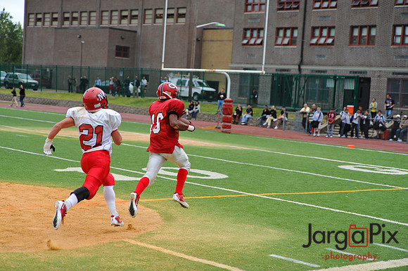 CP_Football_2010_vs_NH-030
