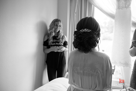 Ana_Mark_Wedding_Preview-13