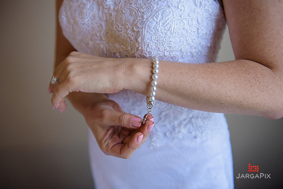 Ana_Mark_Wedding_Preview-26