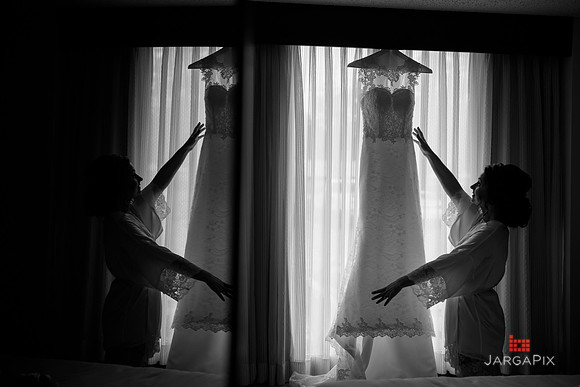 Ana_Mark_Wedding_Preview-18