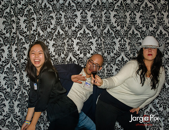 ISNB_Holiday_Party_2012-343
