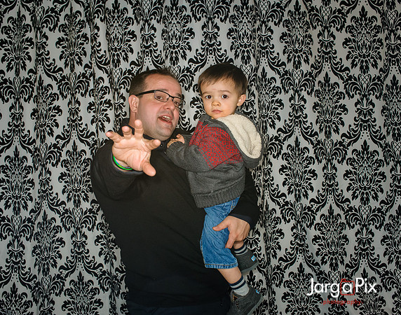 ISNB_Holiday_Party_2012-084