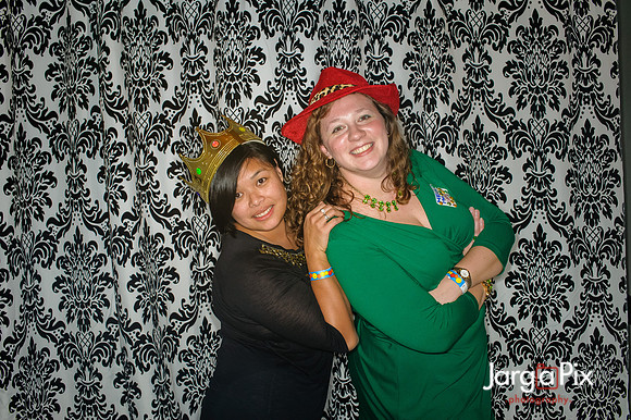 ISNB_Holiday_Party_2012-149