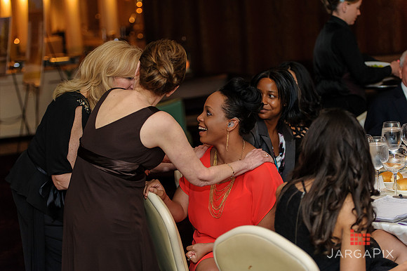 Shelter_our_Sisters_Gala_2013-095