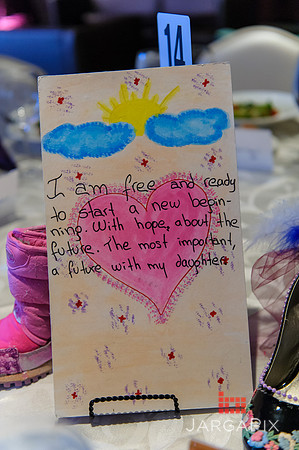 Shelter_our_Sisters_Gala_2013-013