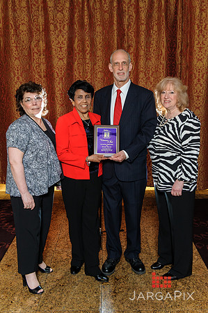 Shelter_our_Sisters_Gala_2013-046