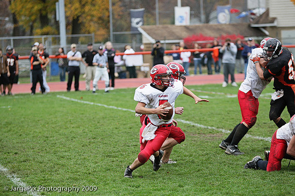 CPHS_Football_vs_Tenafly_2009-005.jpg