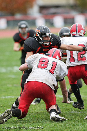 CPHS_Football_vs_Tenafly_2009-138.jpg