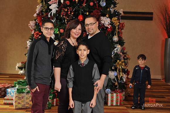 Liquid_Church_Morristown_Christmas_Portraits_2013-023