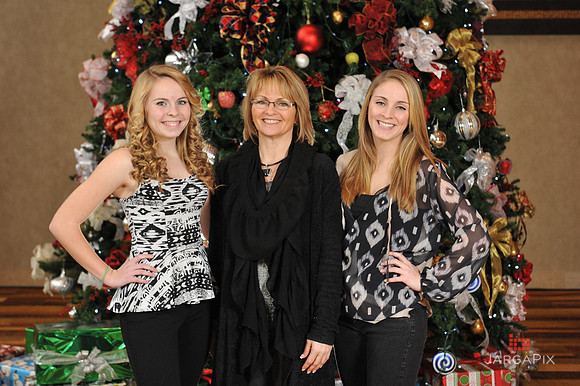 Liquid_Church_Morristown_Christmas_Portraits_2013-048