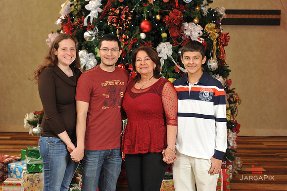 Liquid_Church_Morristown_Christmas_Portraits_2013-036