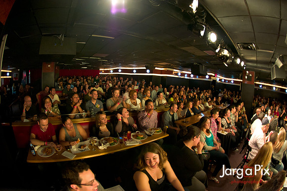 Yannis_Pappis_&_Mauricia_Times_Square_Comedy-180
