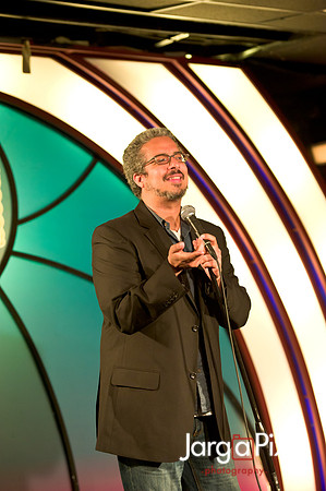 Yannis_Pappis_&_Mauricia_Times_Square_Comedy-040