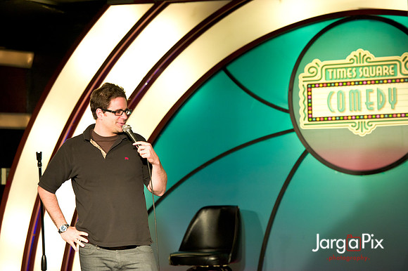 Yannis_Pappis_&_Mauricia_Times_Square_Comedy-150