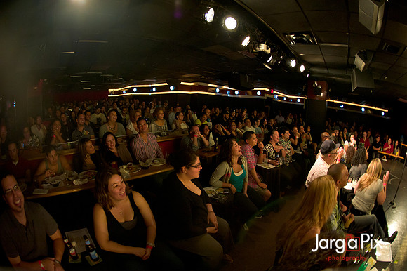 Yannis_Pappis_&_Mauricia_Times_Square_Comedy-202