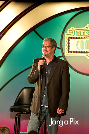 Yannis_Pappis_&_Mauricia_Times_Square_Comedy-135