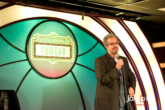 Yannis_Pappis_&_Mauricia_Times_Square_Comedy-042