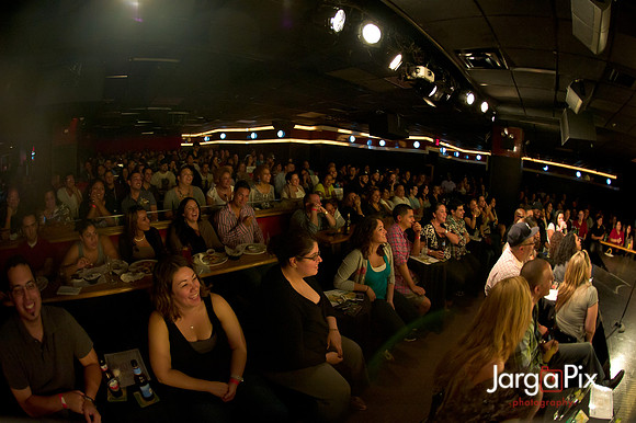 Yannis_Pappis_&_Mauricia_Times_Square_Comedy-201