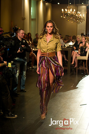 Posche_Fashion_Show_Soon_Cubano_2011-0267-2