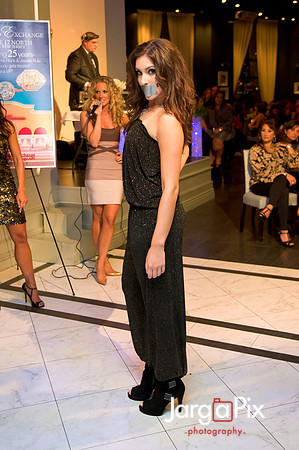 Posche_Fashion_Show_Soon_Cubano_2011-0200-2