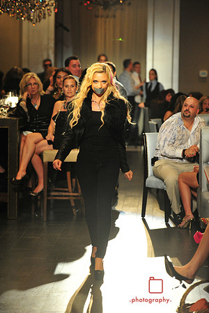 Posche_Fashion_Show_Soon_Cubano_2011-0178