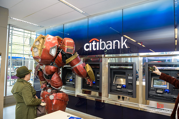 Soho_Citi_Comicon_Hulkbuster_2019-008