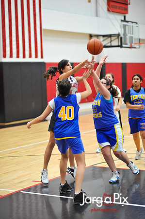 CP_MiddleSchool_Team_Basketball-488