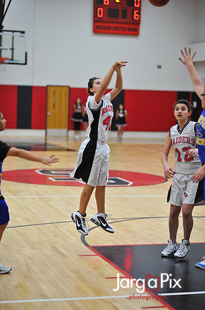 CP_MiddleSchool_Team_Basketball-165