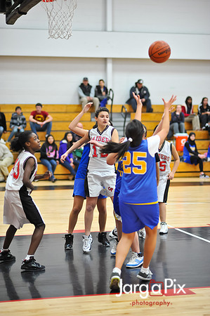 CP_MiddleSchool_Team_Basketball-107