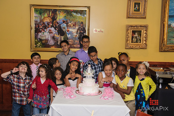 SofiaMaria_Gallo_Communion-083