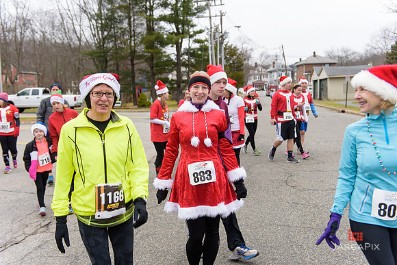 Super_Hero_Events_Super_Santa_5K_2014-050