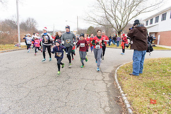 Super_Hero_Events_Super_Santa_5K_2014-095