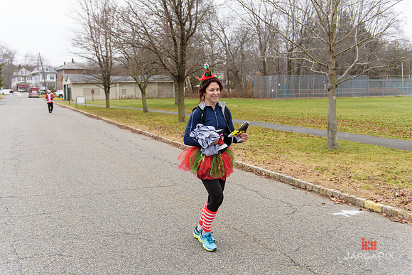 Super_Hero_Events_Super_Santa_5K_2014-070