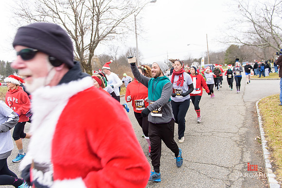 Super_Hero_Events_Super_Santa_5K_2014-119