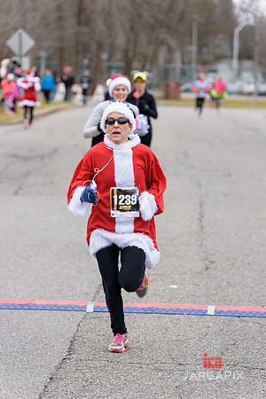 Super_Hero_Events_Super_Santa_5K_2014-233