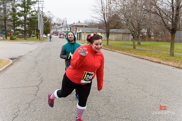 Super_Hero_Events_Super_Santa_5K_2014-069