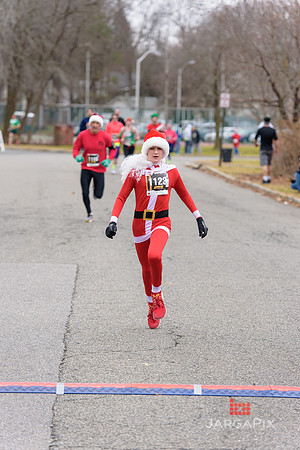 Super_Hero_Events_Super_Santa_5K_2014-175