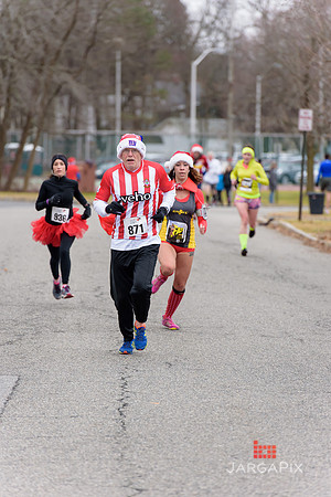 Super_Hero_Events_Super_Santa_5K_2014-221