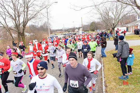 Super_Hero_Events_Super_Santa_5K_2014-105